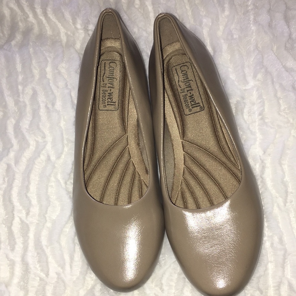 Comfort Well by Beacon Classic Comfort Pumps. 8M